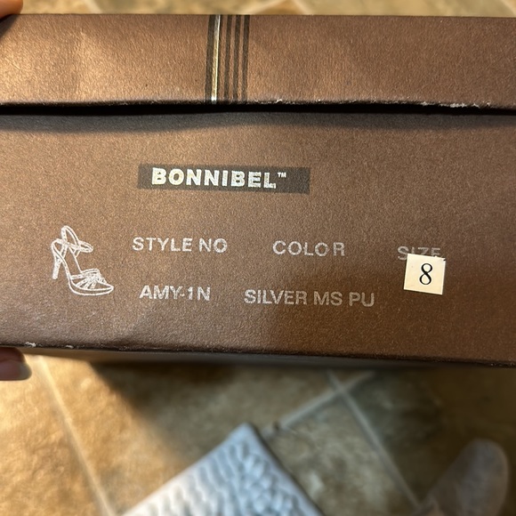 Silver stiletto size 8 - Picture 3 of 5